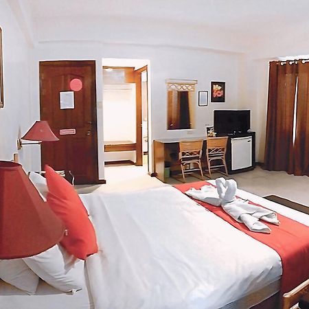 The Humbertos Hotel Davao Ngoại thất bức ảnh